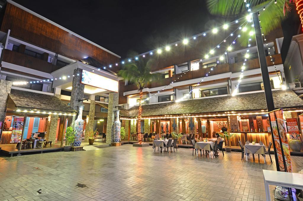 Nin Apartments Karon Beach Phuket Exteriör bild